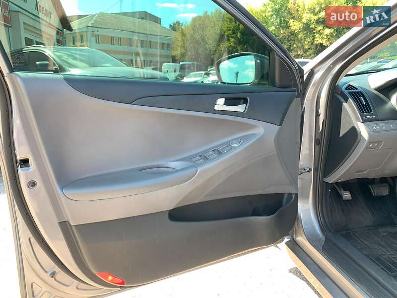 Седан Hyundai Sonata 2011 в Виннице