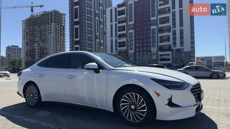 Hyundai Sonata
