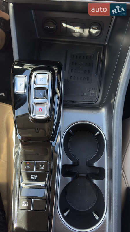 Седан Hyundai Sonata 2020 в Киеве фото 29 Седан Hyundai Sonata 2020 в Киеве