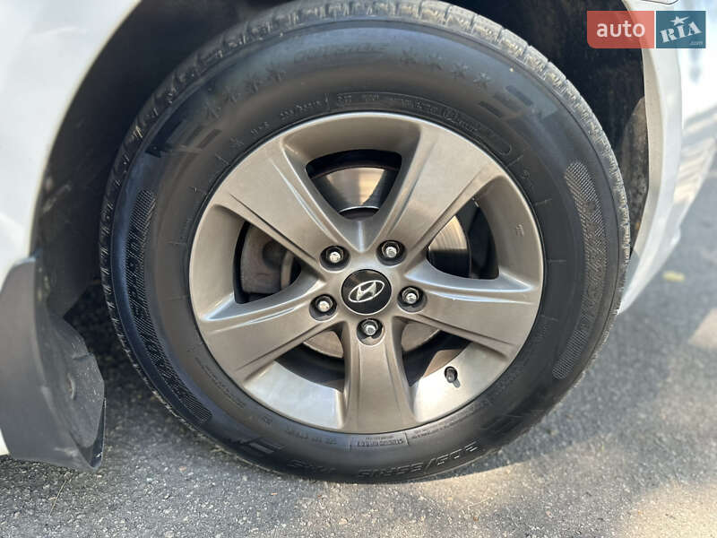 Седан Hyundai Sonata 2014 в Нікополі