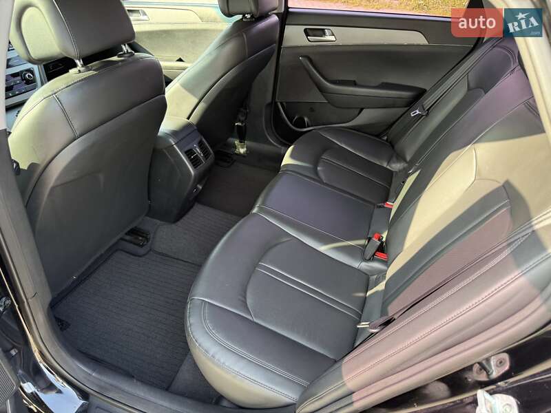 Седан Hyundai Sonata 2014 в Львові