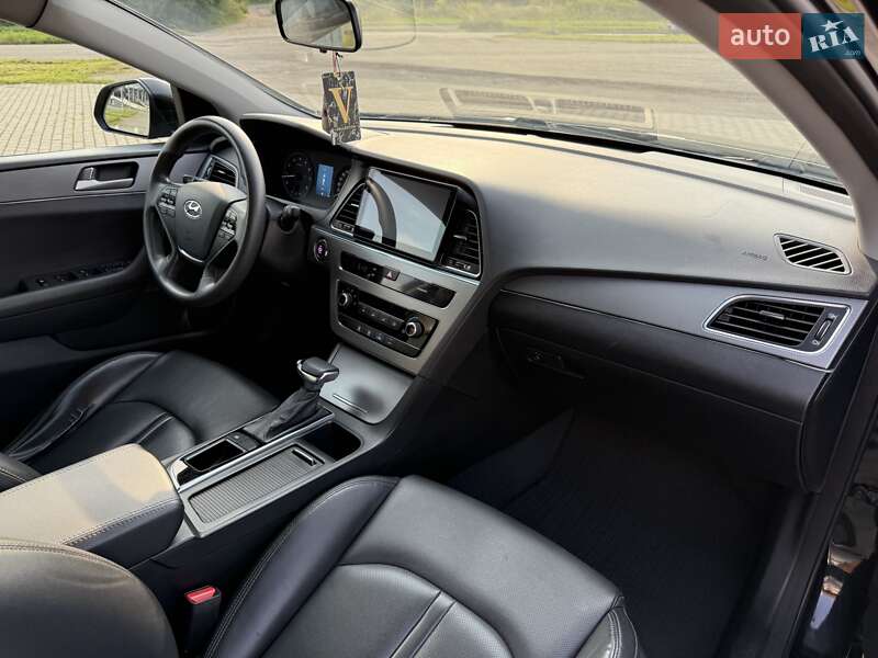 Седан Hyundai Sonata 2014 в Львові