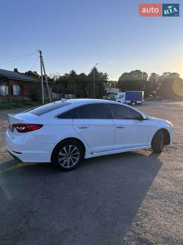 Седан Hyundai Sonata 2014 в Чернігові