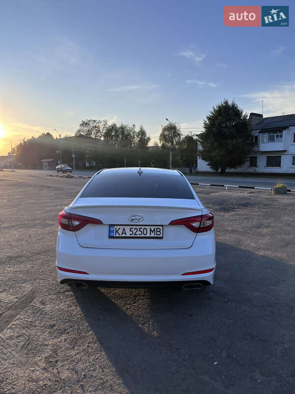 Седан Hyundai Sonata 2014 в Чернігові