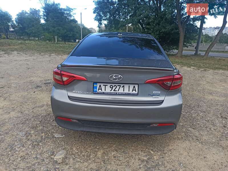 Седан Hyundai Sonata 2017 в Ивано-Франковске