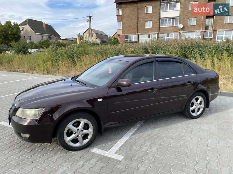 Седан Hyundai Sonata 2006 в Киеве
