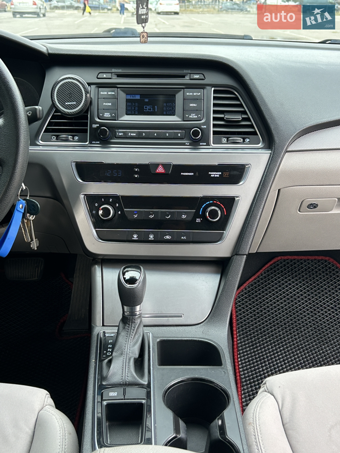 2015 Hyundai Sonata - мініатюра 16