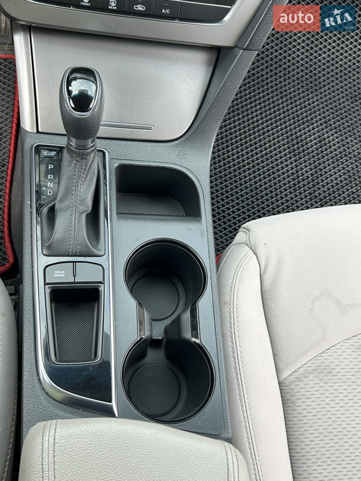 2015 Hyundai Sonata - мініатюра 18