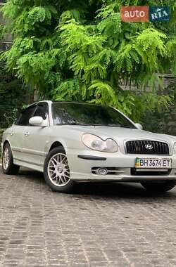 Седан Hyundai Sonata 2003 в 