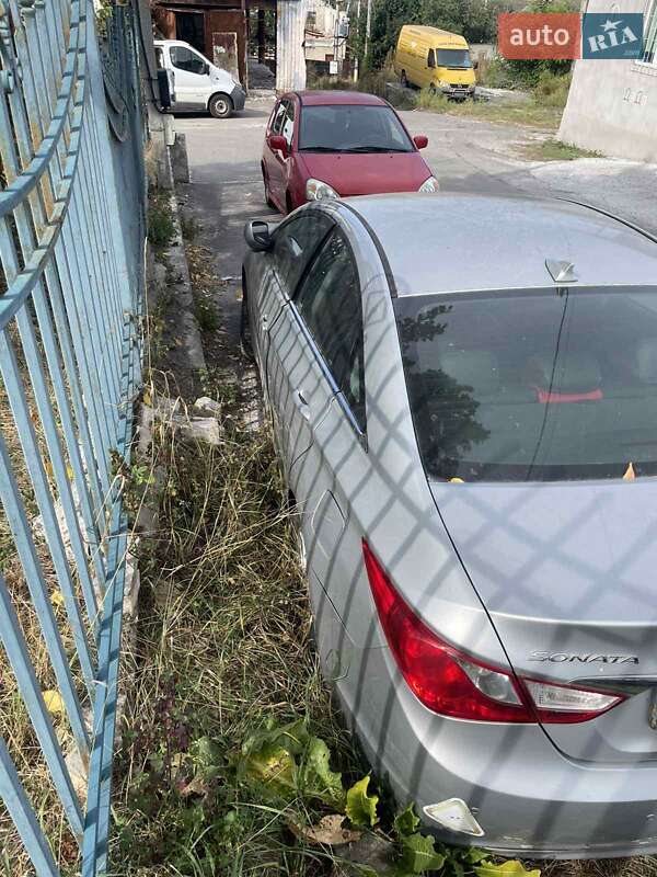 Седан Hyundai Sonata 2012 в Гостомелі