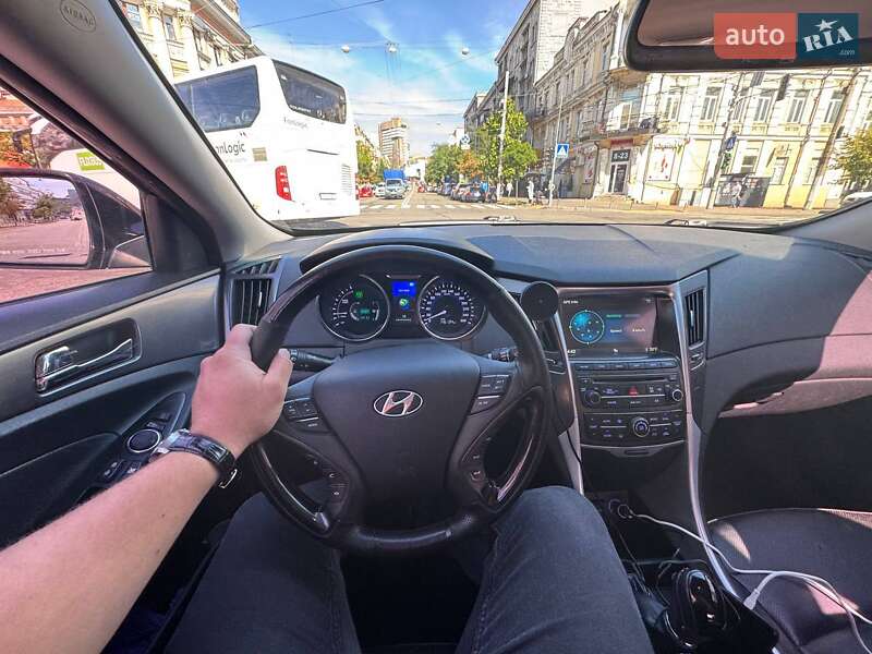 Седан Hyundai Sonata 2013 в Києві