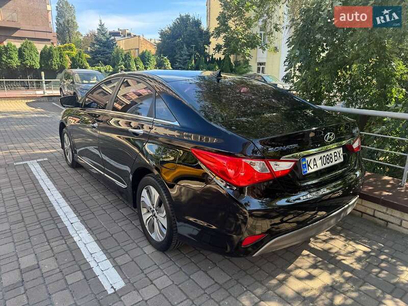 Седан Hyundai Sonata 2013 в Києві