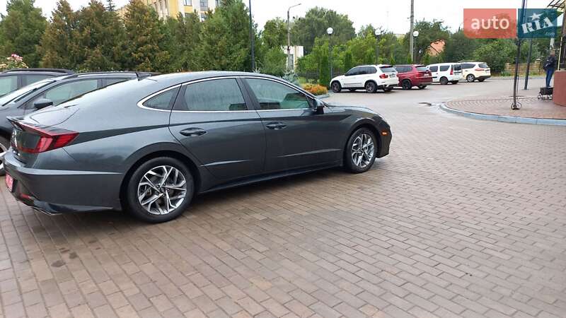 Седан Hyundai Sonata 2022 в Нововолынске