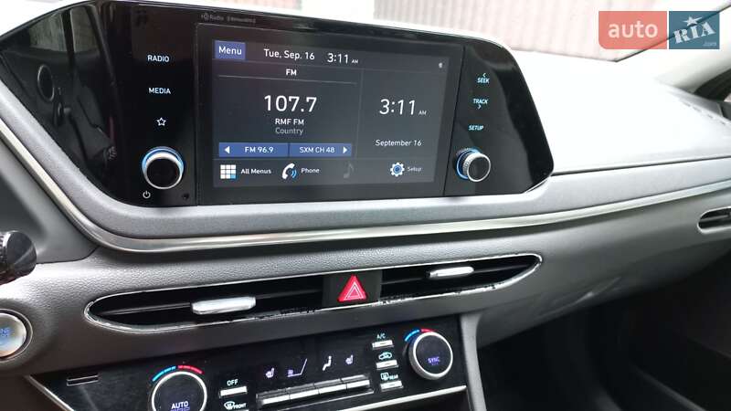 Седан Hyundai Sonata 2022 в Нововолынске