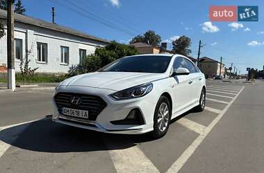 Седан Hyundai Sonata 2017 в Радомышле