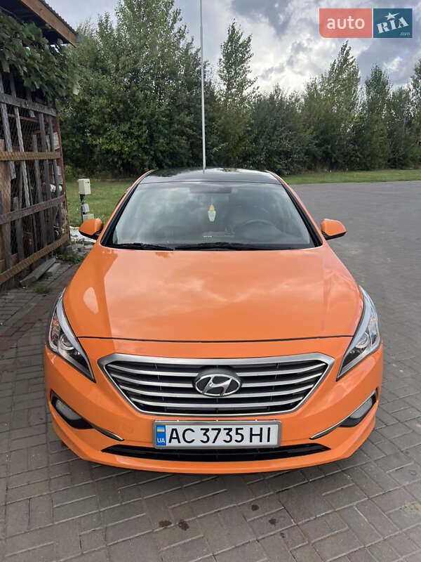 Седан Hyundai Sonata 2016 в Нововолынске