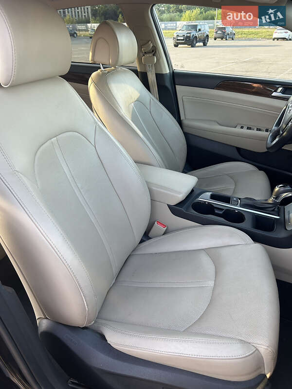 Седан Hyundai Sonata 2016 в Киеве