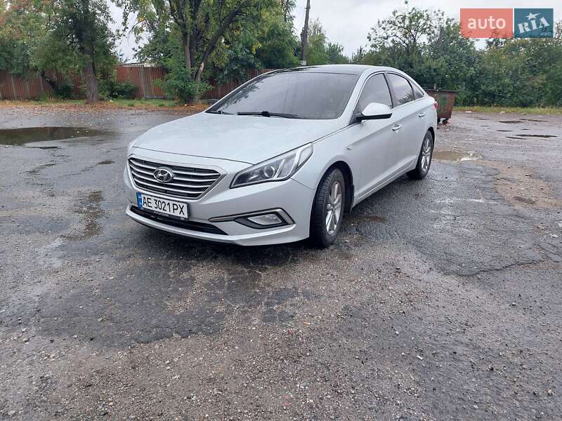 Hyundai Sonata 2015
