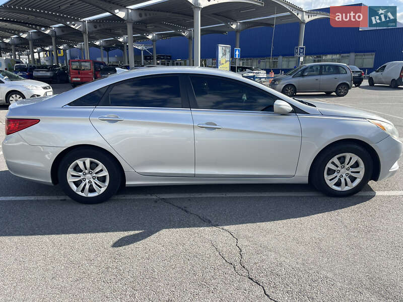 Седан Hyundai Sonata 2011 в 