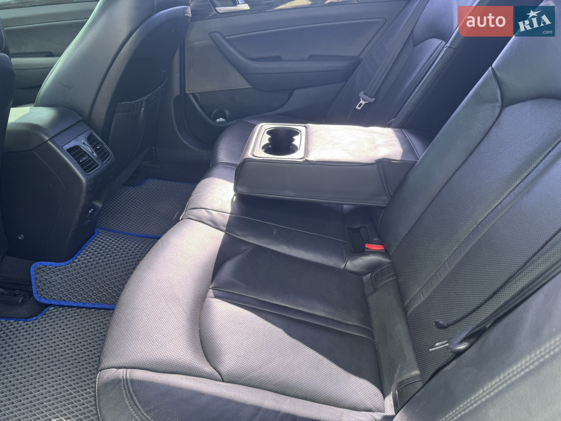 2016 Hyundai Sonata - мініатюра 22