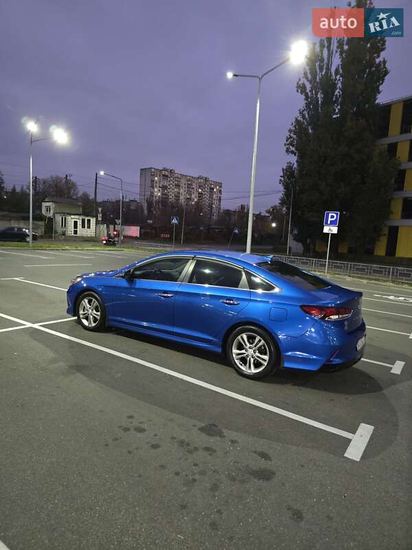 Седан Hyundai Sonata 2017 в Киеве