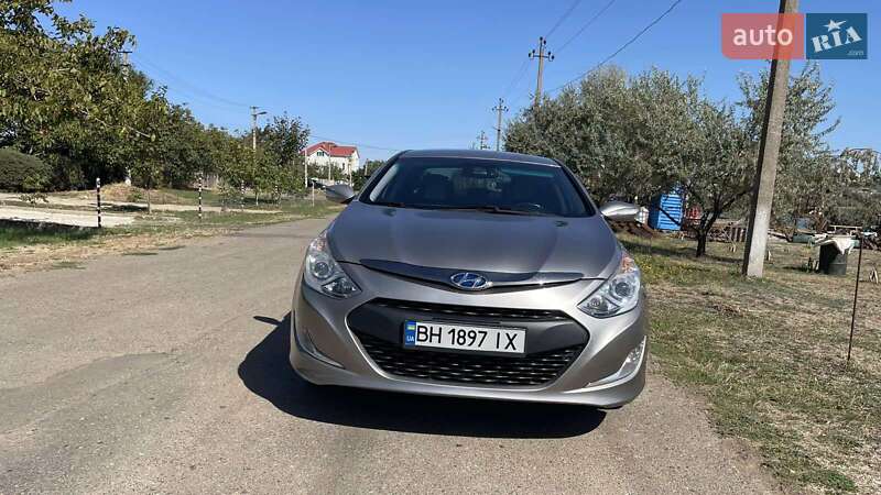 Hyundai Sonata 2013
