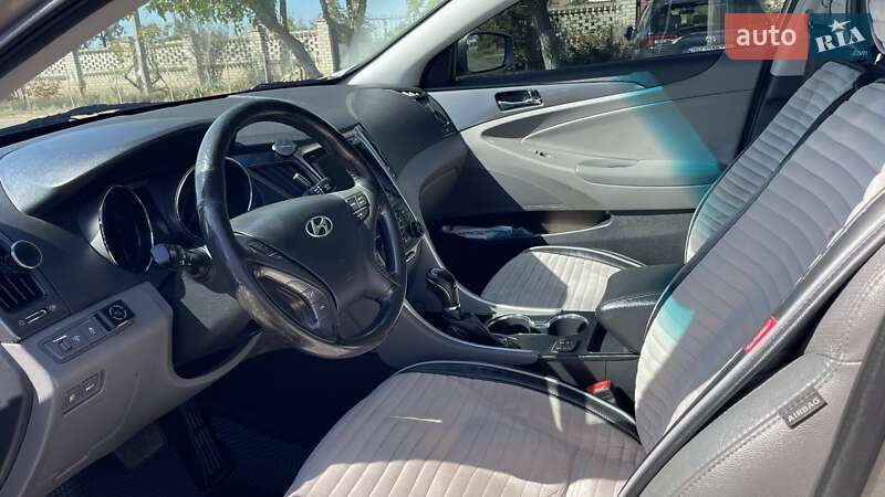 Седан Hyundai Sonata 2013 в Одессе