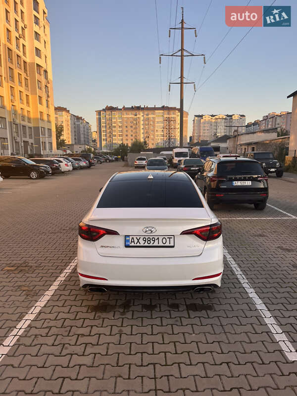 Седан Hyundai Sonata 2014 в Ивано-Франковске