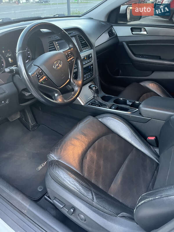 Седан Hyundai Sonata 2014 в Ивано-Франковске