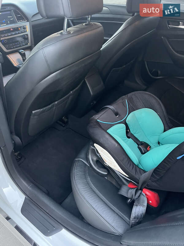 Седан Hyundai Sonata 2014 в Ивано-Франковске