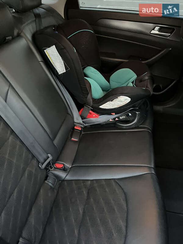 Седан Hyundai Sonata 2014 в Ивано-Франковске