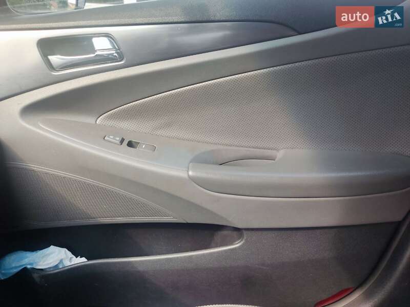 Седан Hyundai Sonata 2014 в Києві