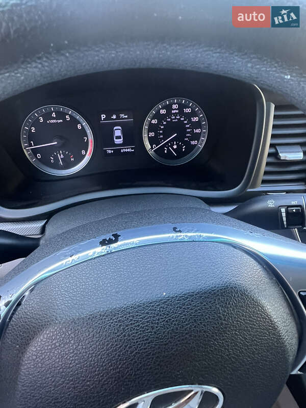 Седан Hyundai Sonata 2018 в Киеве