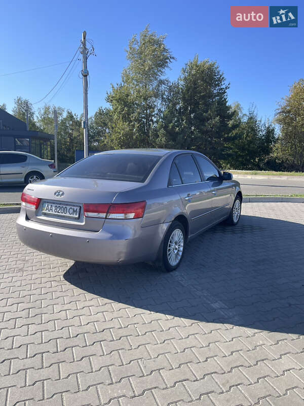 Седан Hyundai Sonata 2006 в Киеве