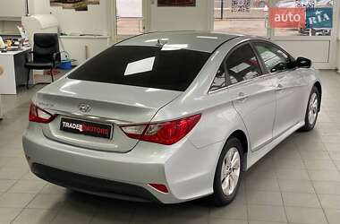 Седан Hyundai Sonata 2013 в 