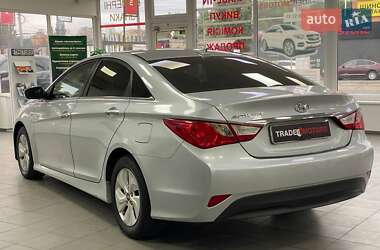 Седан Hyundai Sonata 2013 в 