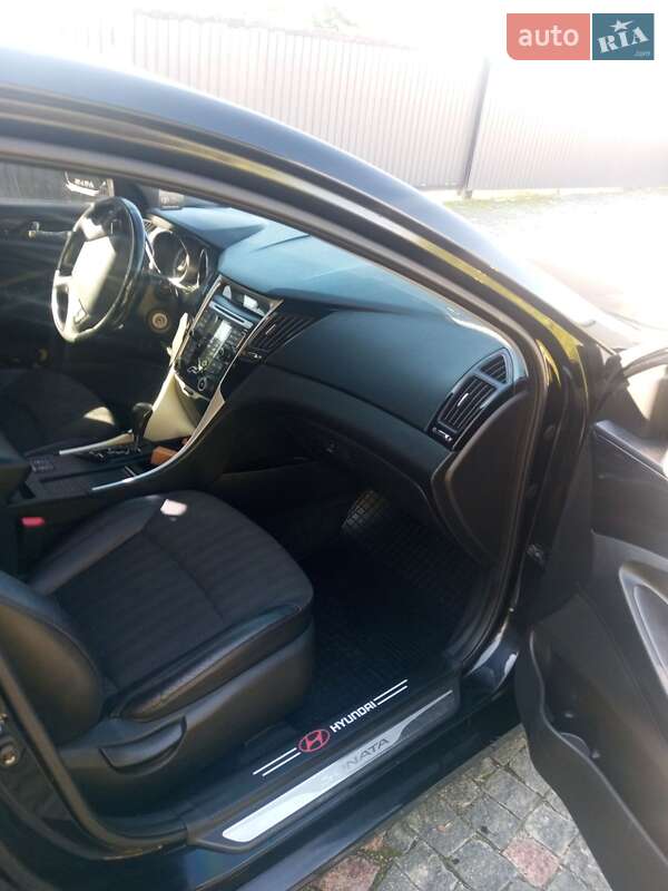 Седан Hyundai Sonata 2010 в Лановцах