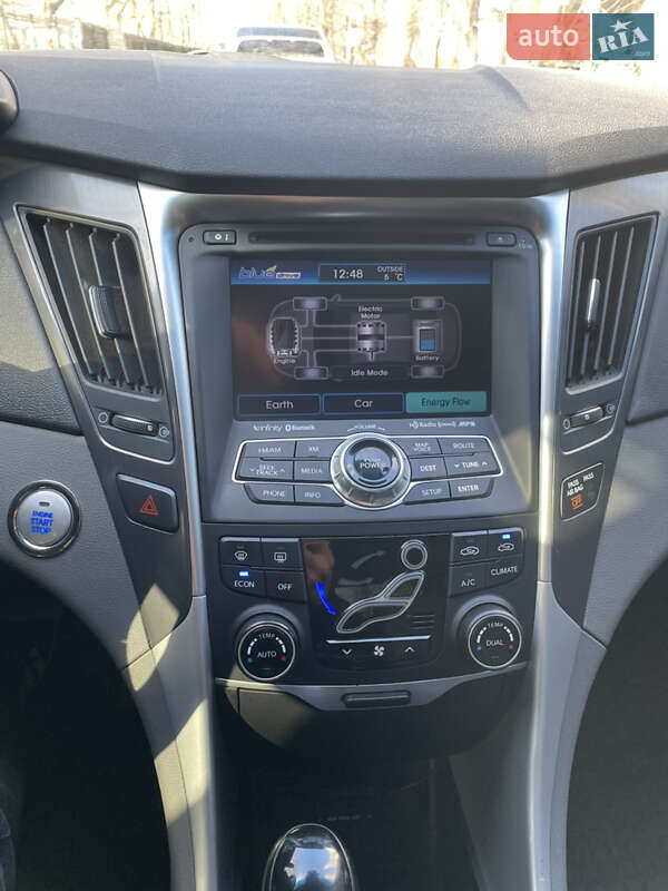 Седан Hyundai Sonata 2013 в Николаеве