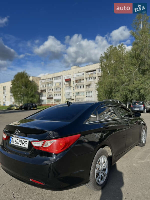 Седан Hyundai Sonata 2010 в Ромнах фото 4 Седан Hyundai Sonata 2010 в Ромнах