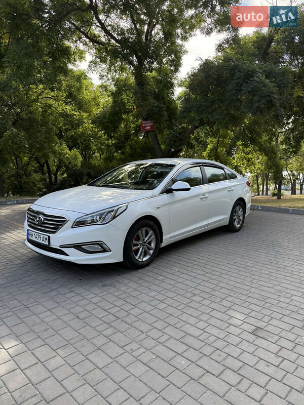 Седан Hyundai Sonata 2016 в Измаиле