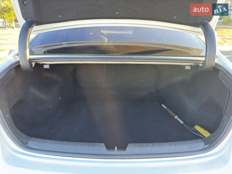 Седан Hyundai Sonata 2014 в Києві