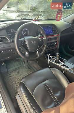 Седан Hyundai Sonata 2015 в 