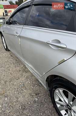 Седан Hyundai Sonata 2012 в 