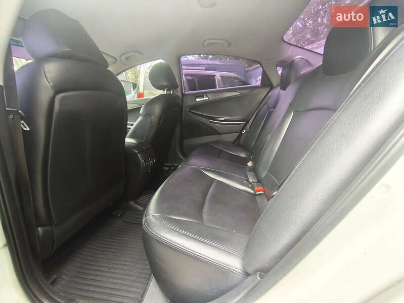 Седан Hyundai Sonata 2016 в Києві фото 13 Седан Hyundai Sonata 2016 в Києві
