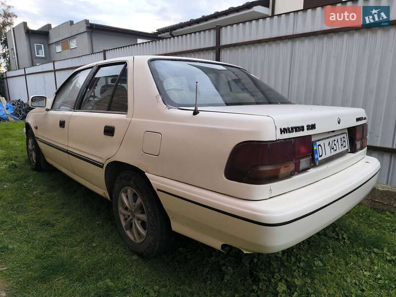 Седан Hyundai Sonata 1992 в Стрию