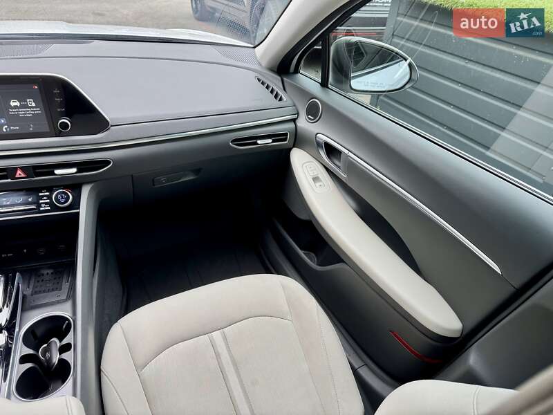 Седан Hyundai Sonata 2020 в Киеве фото 24 Седан Hyundai Sonata 2020 в Киеве