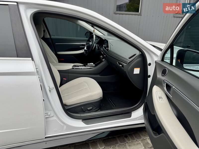Седан Hyundai Sonata 2020 в Киеве фото 29 Седан Hyundai Sonata 2020 в Киеве