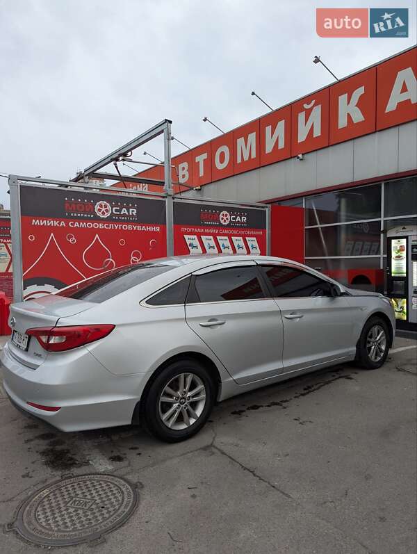 Седан Hyundai Sonata 2016 в Киеве