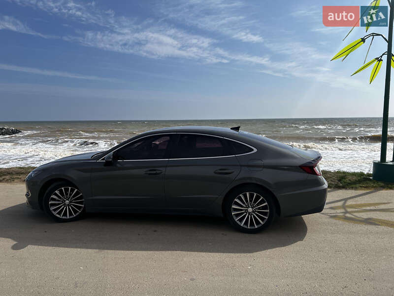 Седан Hyundai Sonata 2019 в Одессе