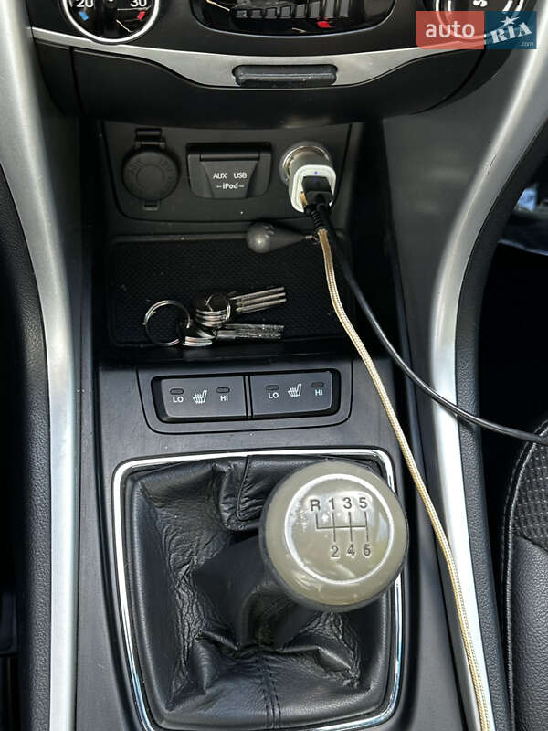 Седан Hyundai Sonata 2012 в Сколе